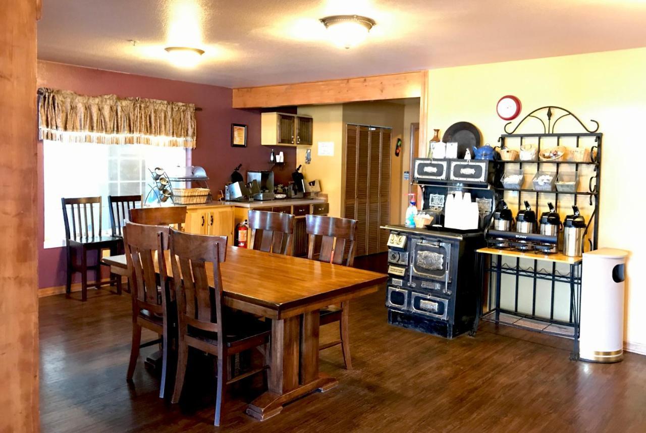 Fairbridge Inn & Suites Kellogg Ngoại thất bức ảnh